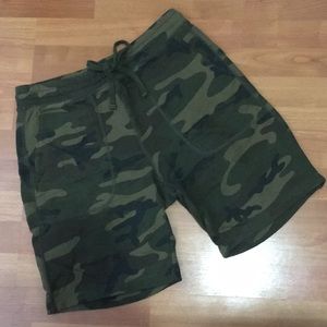 GAP camp shorts